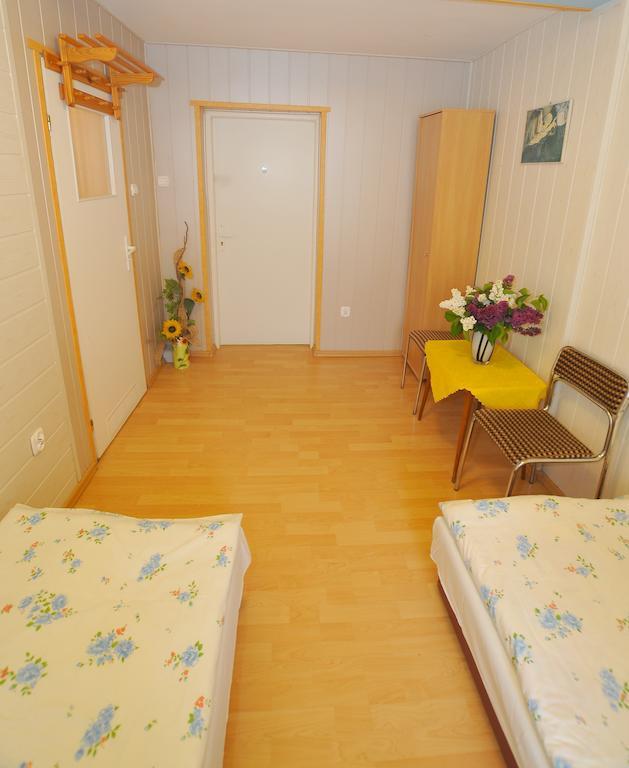 Apartamento Osrodek Wczasowy Domino Bis Dźwirzyno Habitación foto